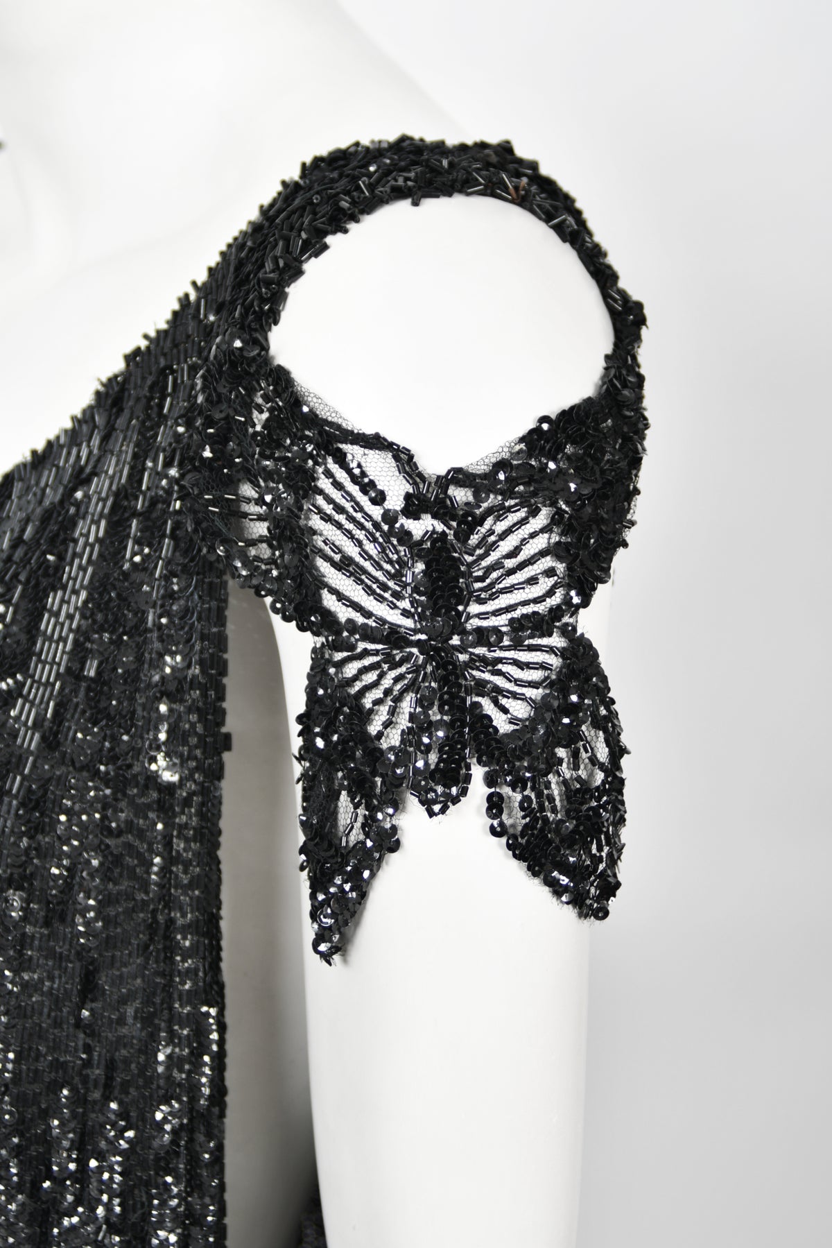 1920&#39;s Beaded Sequin Sheer-Net Butterfly Motif Asymmetric Flapper Dress