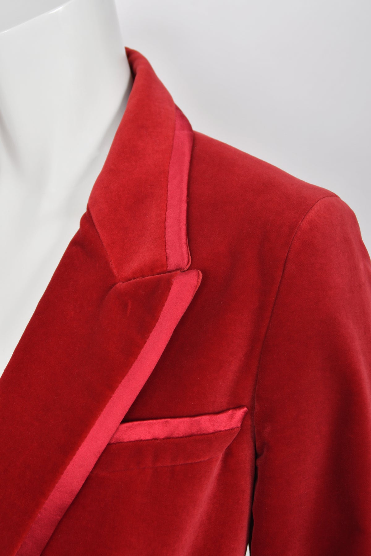 1996 Tom Ford for Gucci Red Velvet &#39;Gwenyth Paltrow&#39; Tailored Jacket Pantsuit