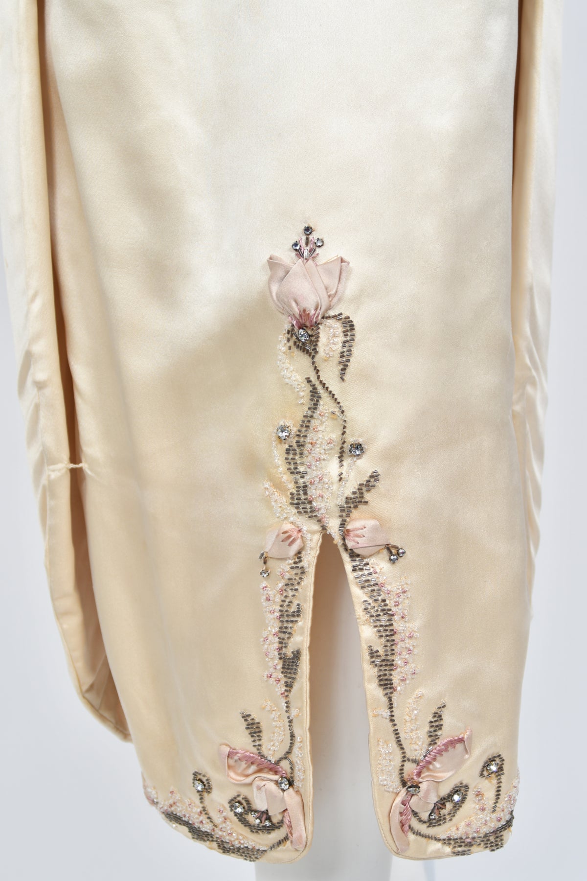 1950&#39;s Candlelight Satin Beaded Appliqué Skirted Hourglass Custom Couture Dress