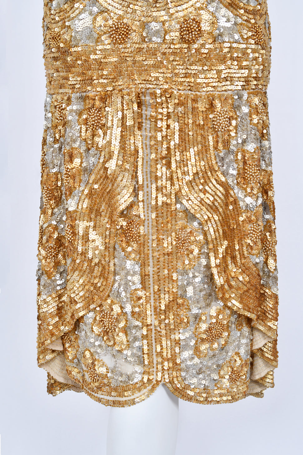 1920&#39;s French Couture Metallic Gold Beaded Sequin Cotton-Net Flapper Dress