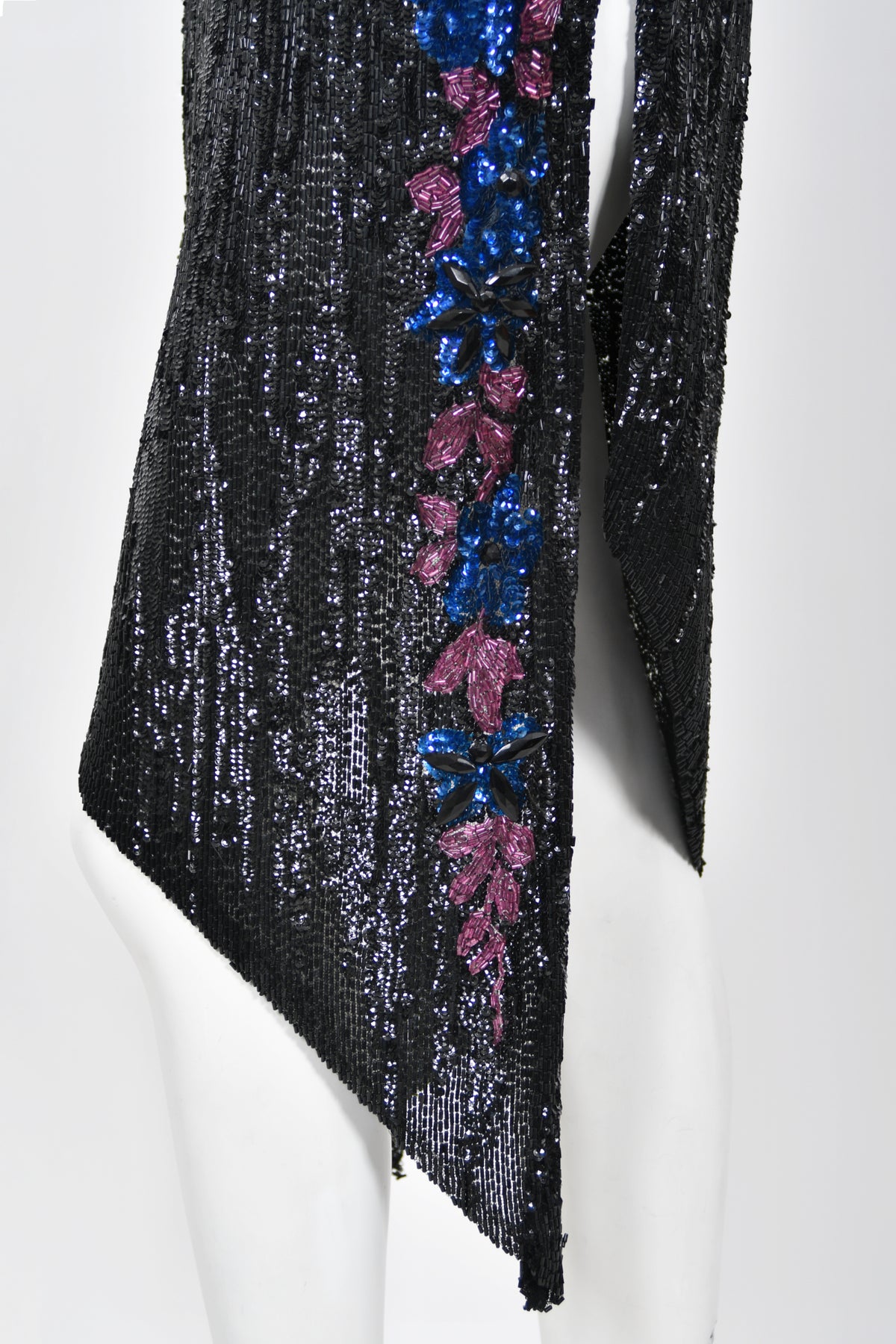 1920&#39;s Beaded Sequin Sheer-Net Butterfly Motif Asymmetric Flapper Dress