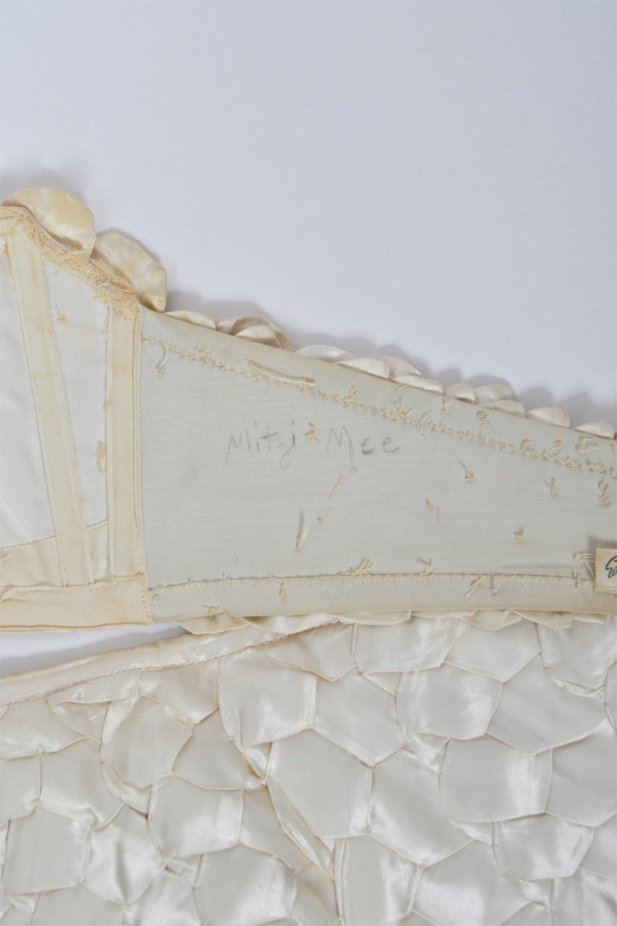 1950&#39;s Ivory Floral Appliqué Silk Bustier Crop Top &amp; Matching Fringe Skirt Set