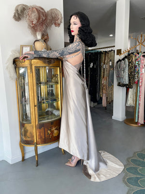 2006 Dsquared2 Platinum Silk Jeweled Backless Trained Glamour Gown