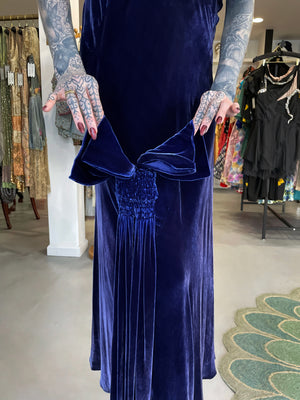 1930 Molyneux Haute Couture Documented Sapphire Blue Silk Velvet Bias-Cut Gown