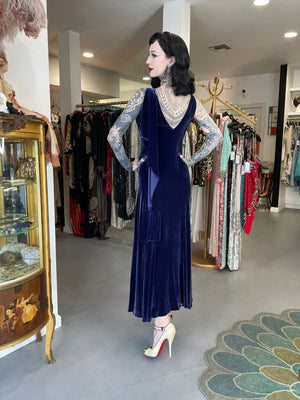 1930 Molyneux Haute Couture Documented Sapphire Blue Silk Velvet Bias-Cut Gown