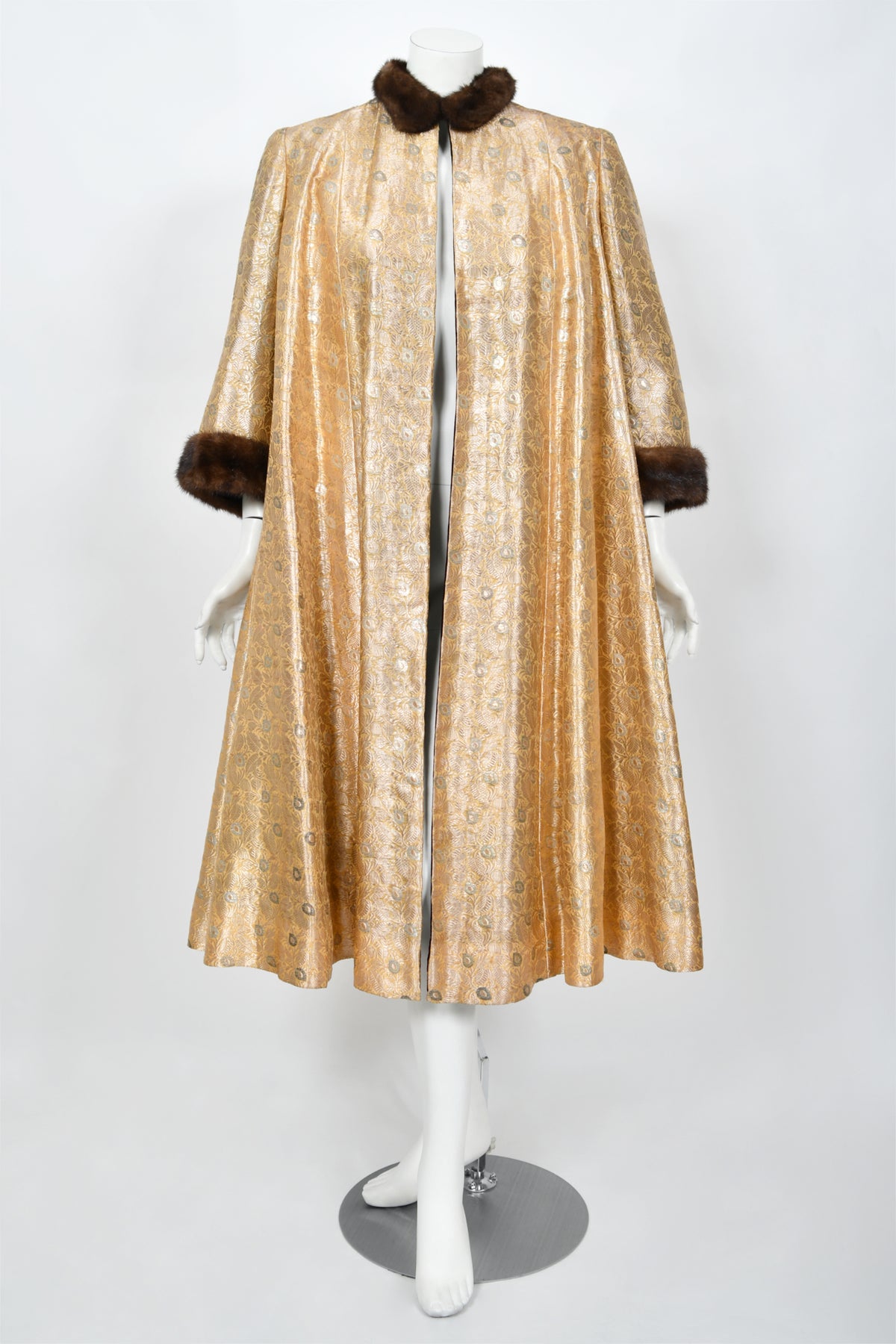 1949 Traina-Norell Couture Vogue Documented Metallic Gold Silk &amp; Mink Swing Coat