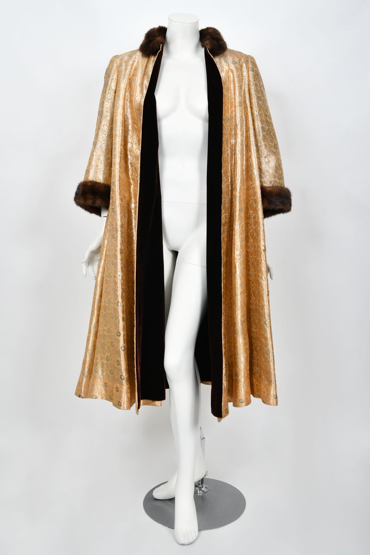1949 Traina-Norell Couture Vogue Documented Metallic Gold Silk &amp; Mink Swing Coat