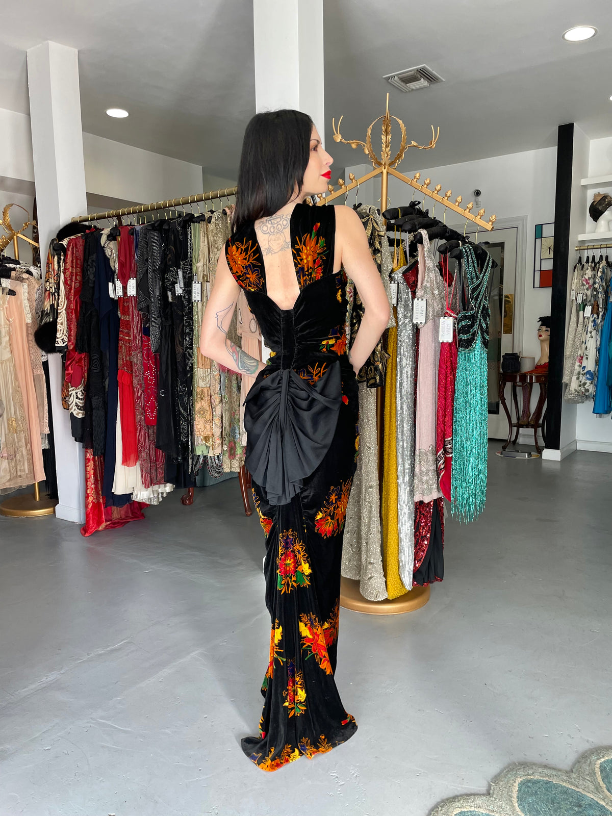 1930&#39;s Lewis Aronson Couture Floral Ruched Silk Velvet Bias-Cut Gown