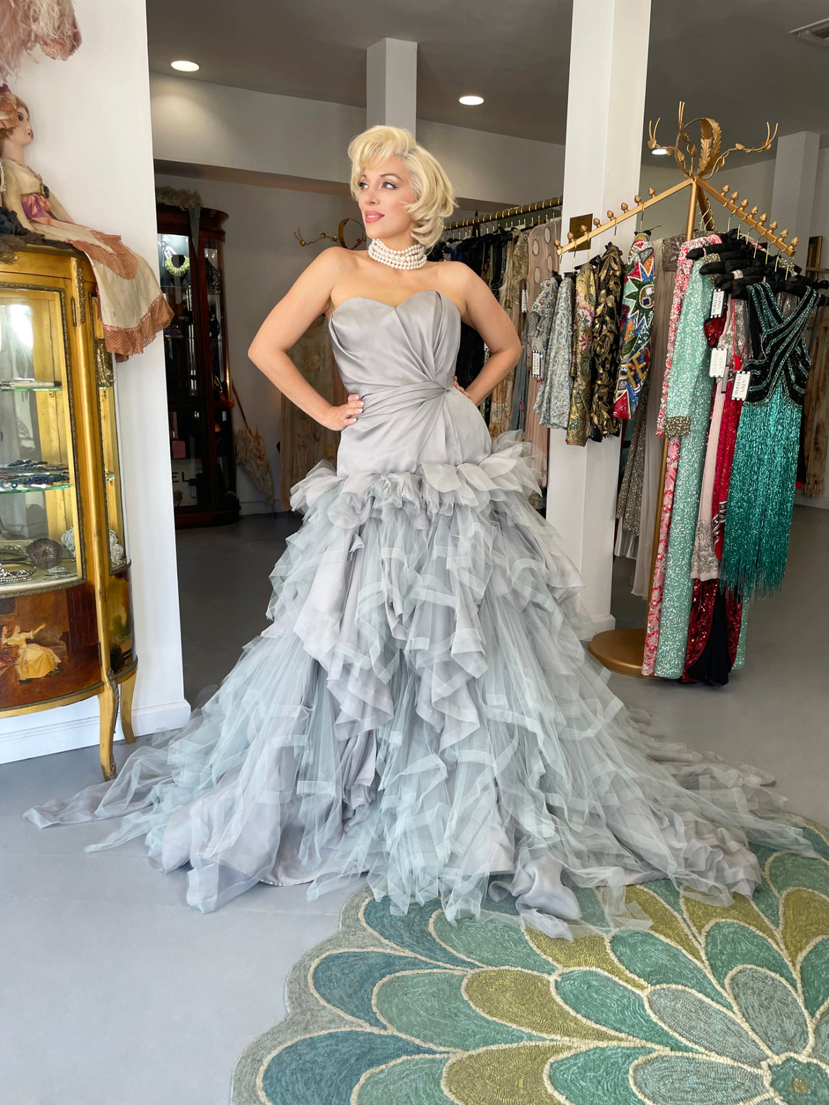 2013 Oscar de la Renta Dove-Grey Silk Strapless Bustier Tiered Tulle Gown w/Tags