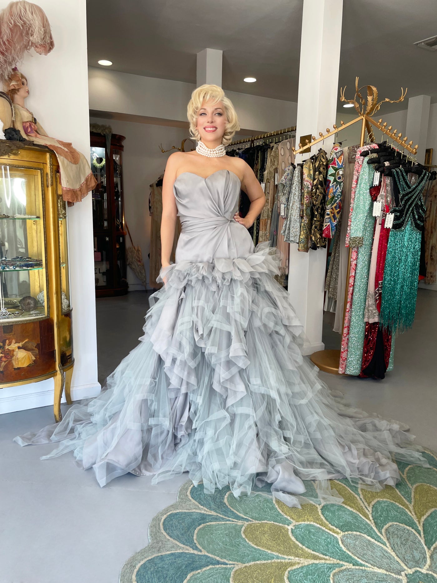 2013 Oscar de la Renta Dove-Grey Silk Strapless Bustier Tiered Tulle Gown w/Tags