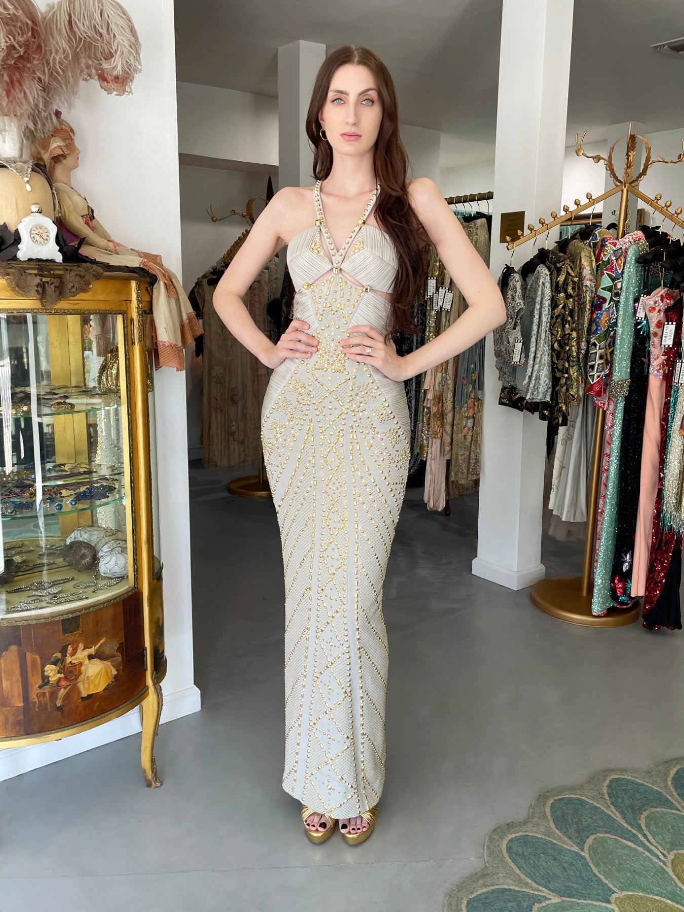 2012 Versace Gold Studded Pale Dove Gray Pleated Jersey Hourglass Gown - Timeless Vixen 2012 Versace Gold Studded Pale Dove Gray Pleated Jersey Hourglass Gown - Timeless Vixen