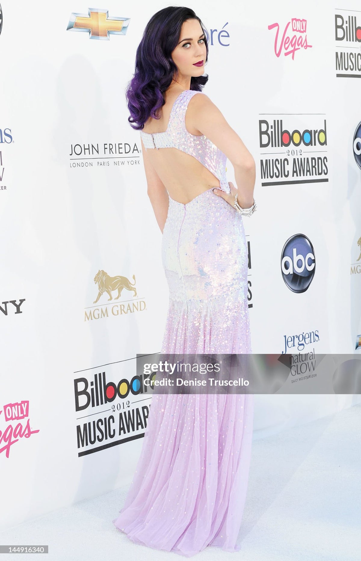 2012 Blumarine Runway Iridescent Lilac Pink Fully Sequin Cut-Out Hourglass Mermaid Gown