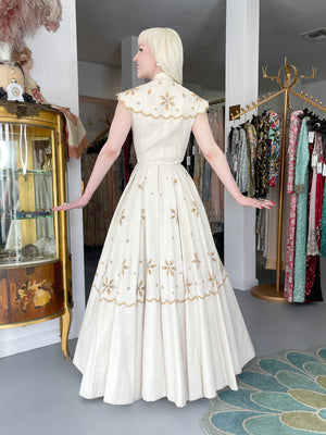 1949 Jacques Fath Attributed Haute Couture Embroidered Beaded Eyelet Cream Linen Gown
