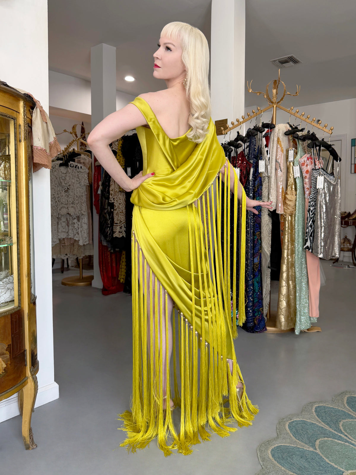 2018 Ralph & Russo Haute Couture Chartreuse Silk Satin Asymmetric Crystal Fringed Gown
