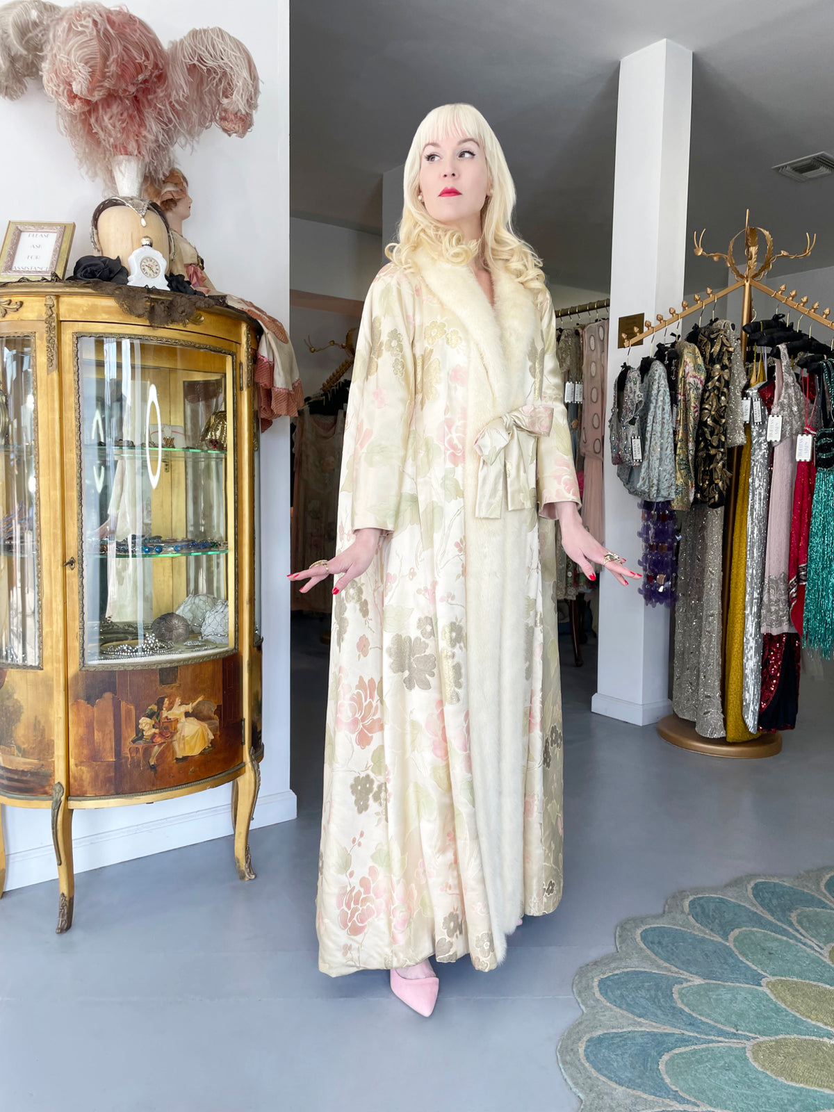 1965 Nina Ricci Haute Couture Documented Pink Silk-Brocade &amp; Mink Fur Maxi Coat