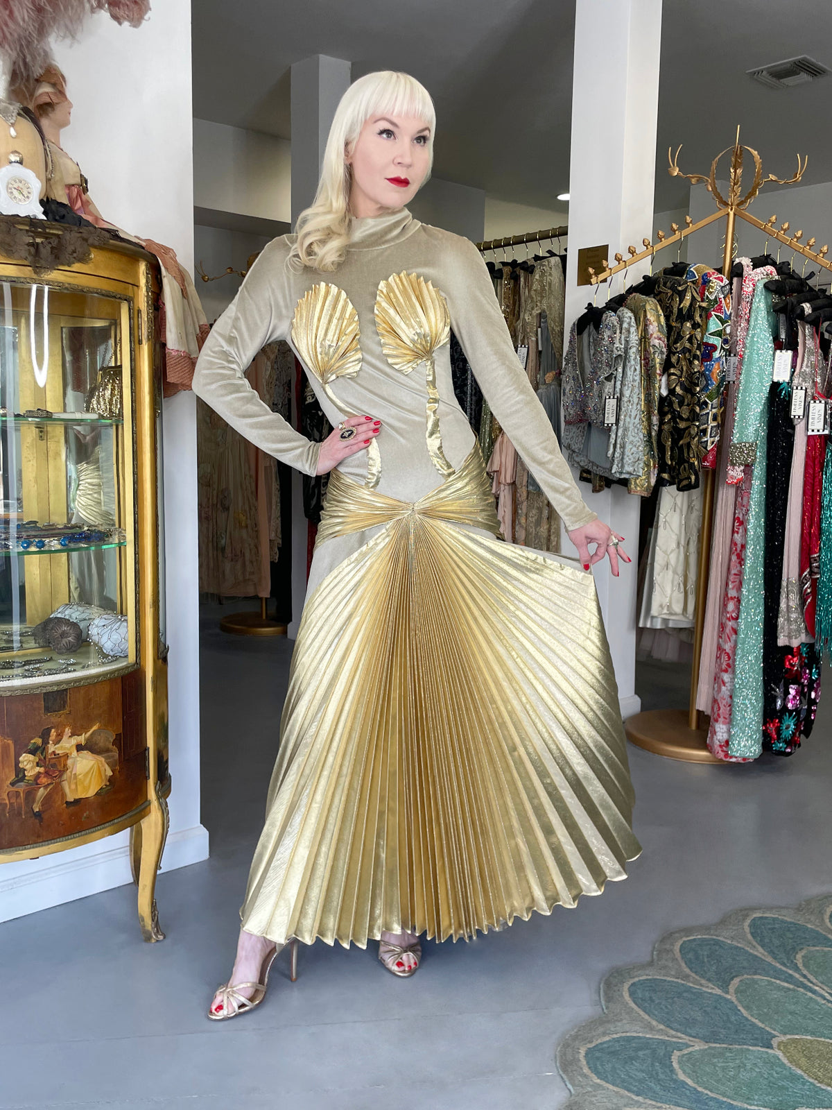 1984 Thierry Mugler &#39;Winter of the Angels&#39; Metallic Gold Lamè &amp; Stretch Velvet Gown