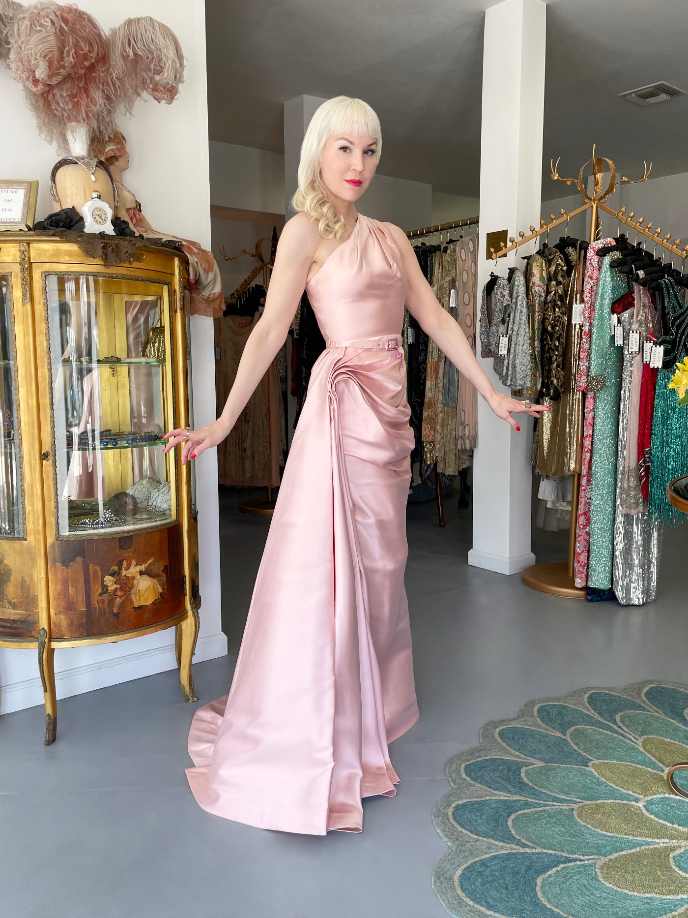 Gown Dior Vestidos Fiesta 1948 Christian Dior, Eugnie Evening Gown Fashion History Timeline Gown Dior Vestidos Fiesta 1948 Christian Dior, Eugnie Evening Gown Fashion History Timeline