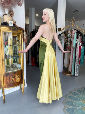 1950's Anne Verdi Green & Yellow Silk Winged-Bust Hourglass Trained Gown