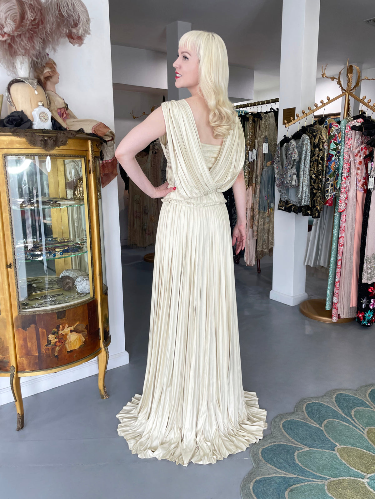 2009 Bottega Veneta Heavily Pleated Ivory Silk Bustier Runway Gown w/ Tags