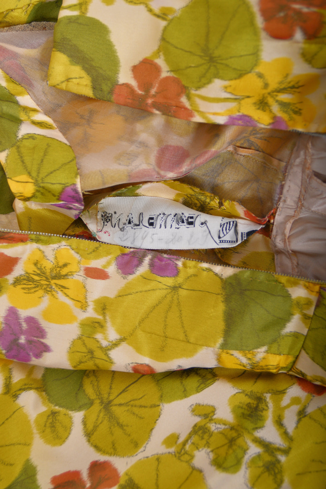 1950&#39;s Lanvin Castillo Haute Couture Watercolor Floral Silk Print Full-Skirt Gown