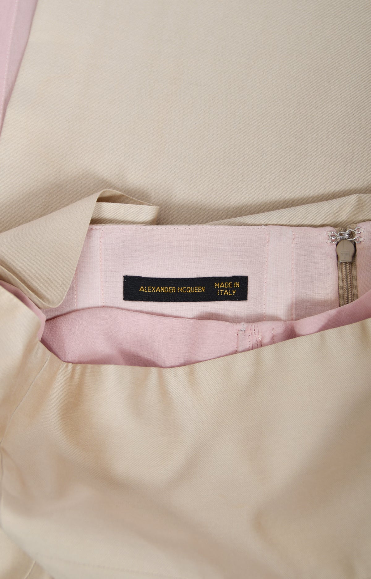 2001 Alexander McQueen &#39;Voss Collection&#39; Nude &amp; Pink Off-Shoulder Bustier Dress