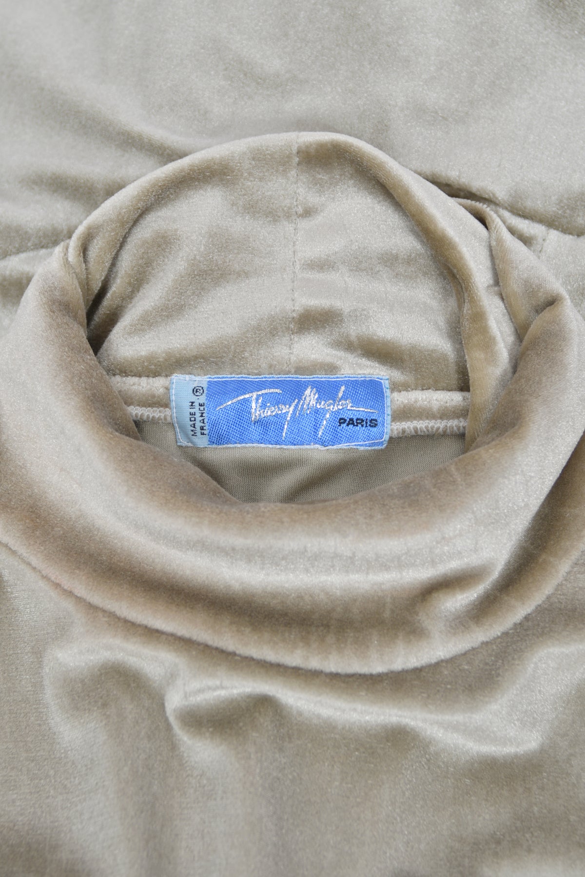 1984 Thierry Mugler &#39;Winter of the Angels&#39; Metallic Gold Lamè &amp; Stretch Velvet Gown