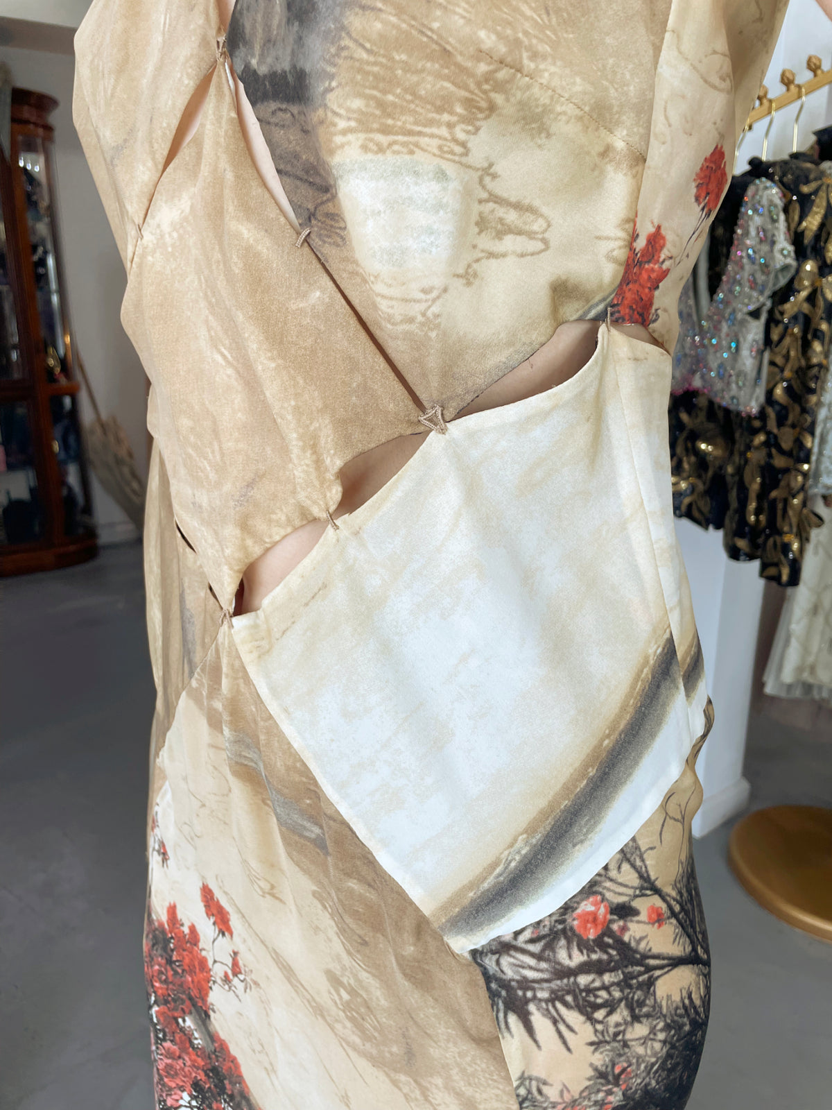 2004 Roberto Cavalli Runway Look 27 Metallic Silk &#39;Lady Print&#39; Cut-Out Gown