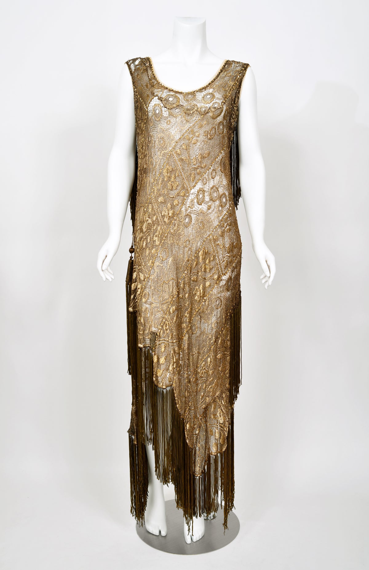 1920&#39;s Metallic Gold Lamé Lace Flapper Fringe Margot Robbie Film-Worn Dress