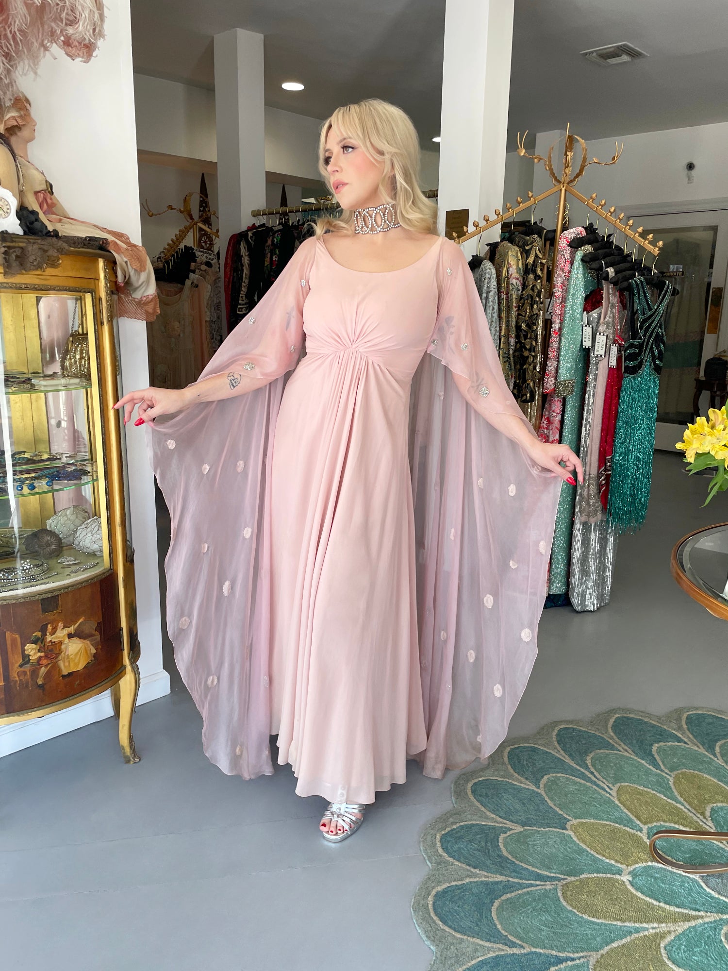 Pink 1940's Gown Vintage 1974 Valentino Haute Couture Pale-Pink Beaded Crystal Silk Pink 1940's Gown Vintage 1974 Valentino Haute Couture Pale-Pink Beaded Crystal Silk