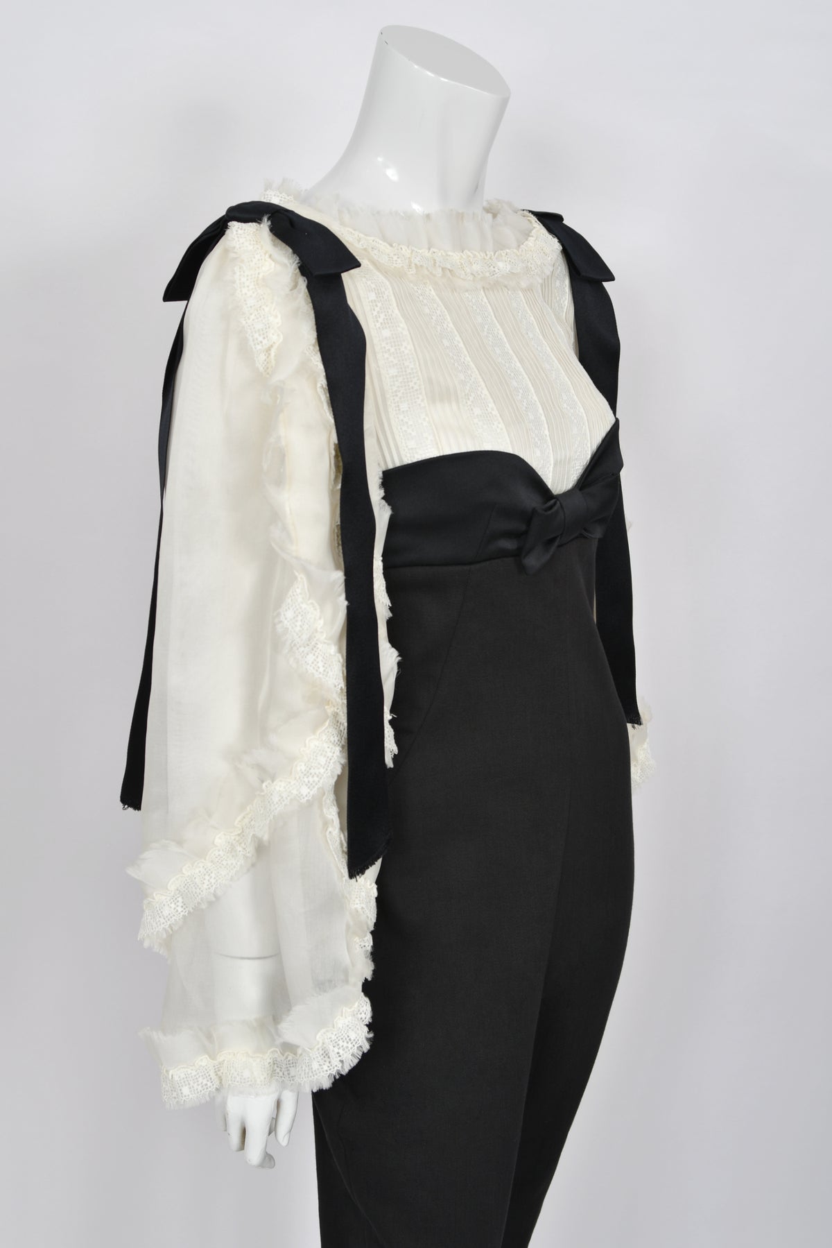 2009 Chanel by Karl Lagerfeld Editorial Runway Black &amp; White Angel Sleeve Fitted Jumpsuit