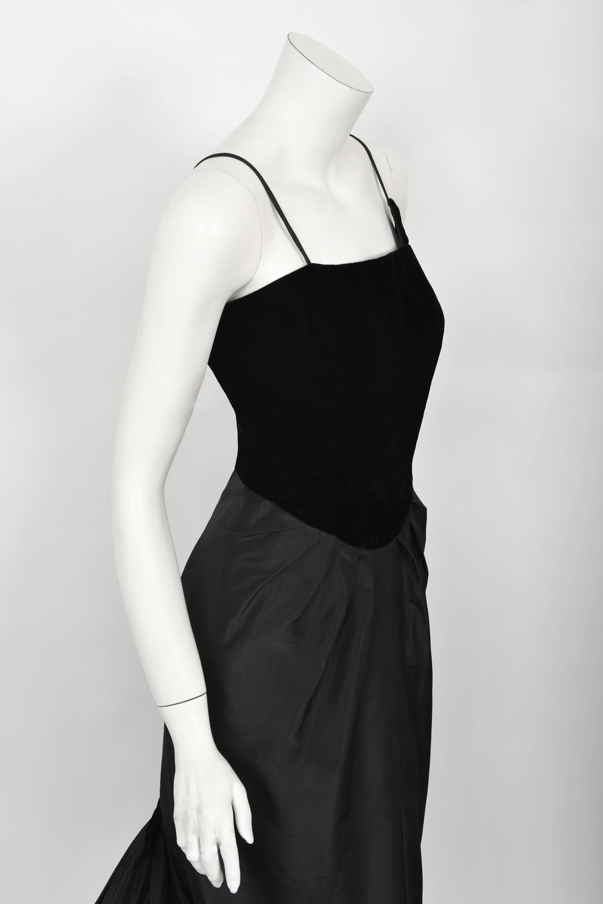 1958 Philip Hulitar &#39;Old Hollywood&#39; Black Silk &amp; Velvet Hourglass Fishtail Dress