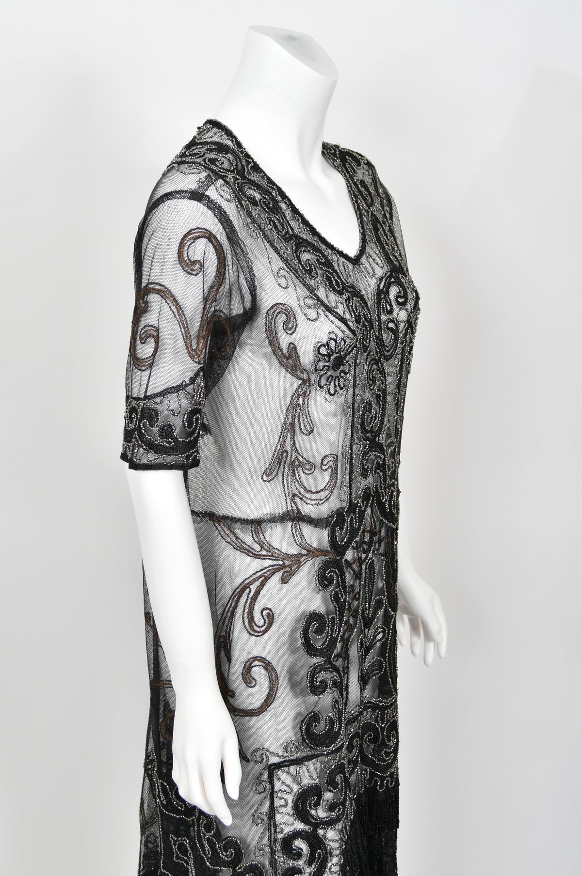 1920&#39;s Embroidered Black Sheer Mixed-Lace Beaded Art Deco Motif Dress
