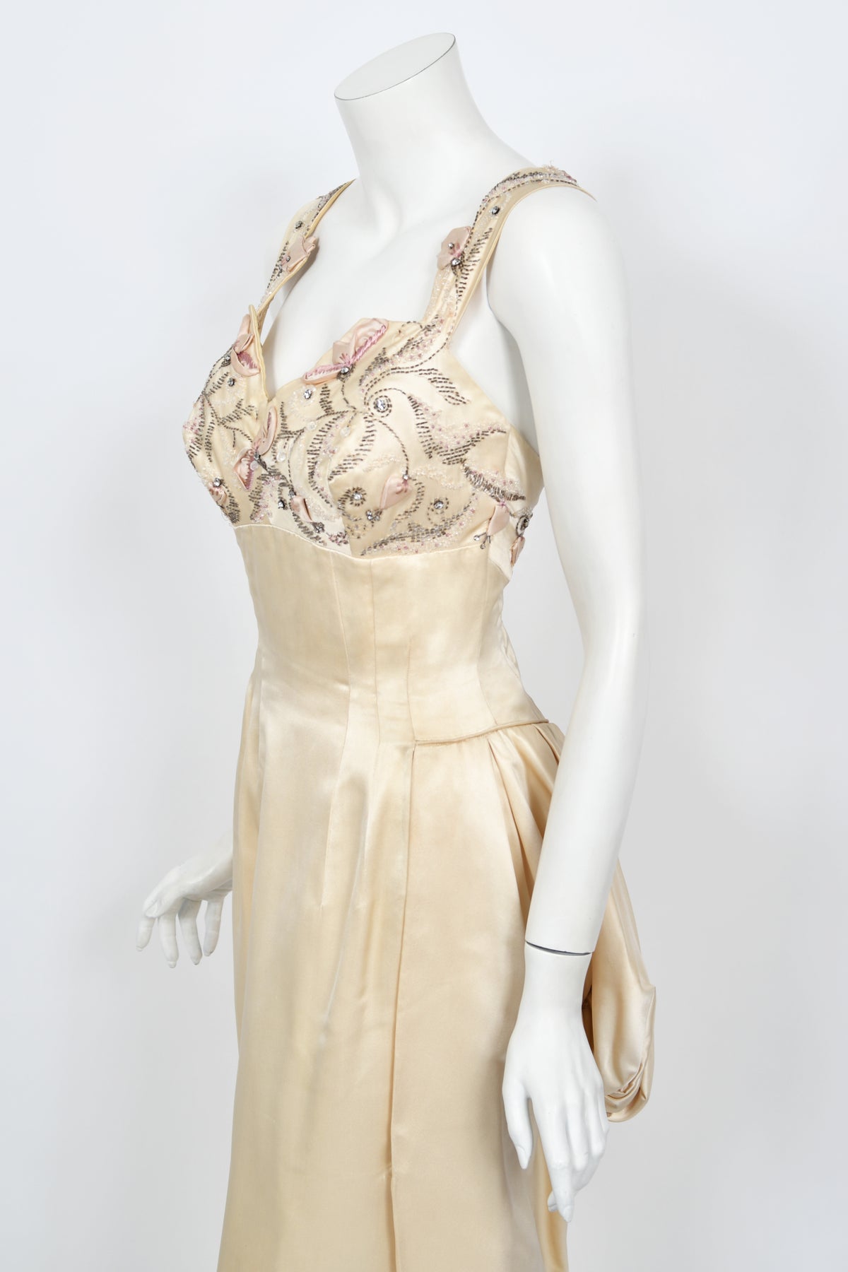 1950&#39;s Candlelight Satin Beaded Appliqué Skirted Hourglass Custom Couture Dress