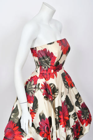 1958 Arnold Scaasi Couture Museum-Held Red Dahlias Floral Silk Strapless Dress & Swing Jacket