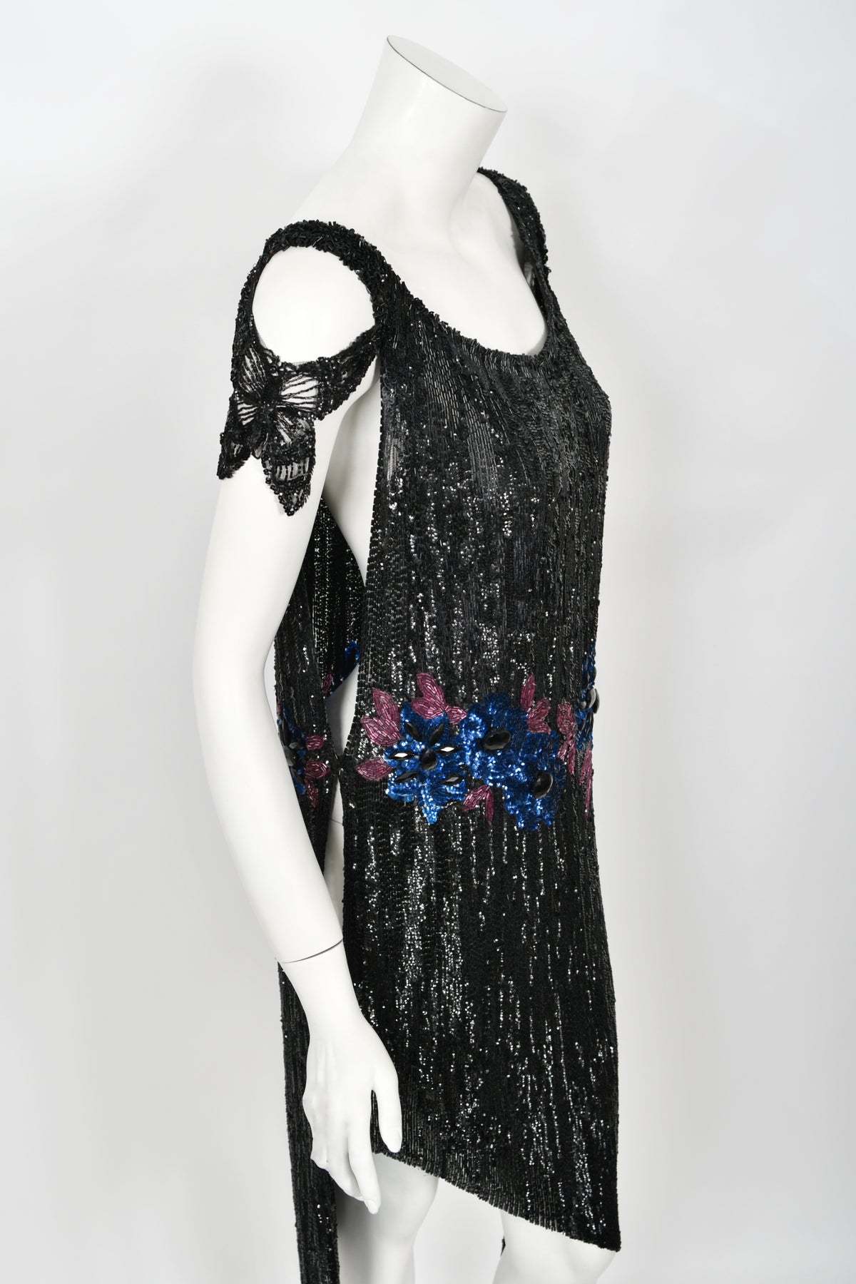 1920&#39;s Beaded Sequin Sheer-Net Butterfly Motif Asymmetric Flapper Dress