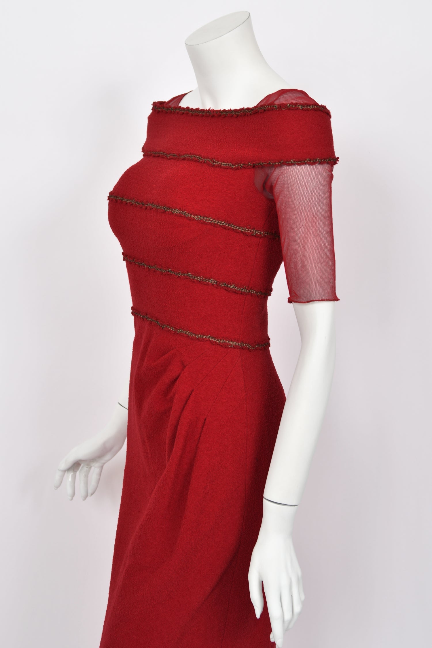 2010 Chanel by Lagerfeld Ruby Red Silk-Wool Hourglass Gown 2010 Chanel by Lagerfeld Ruby Red Silk-Wool Hourglass Gown