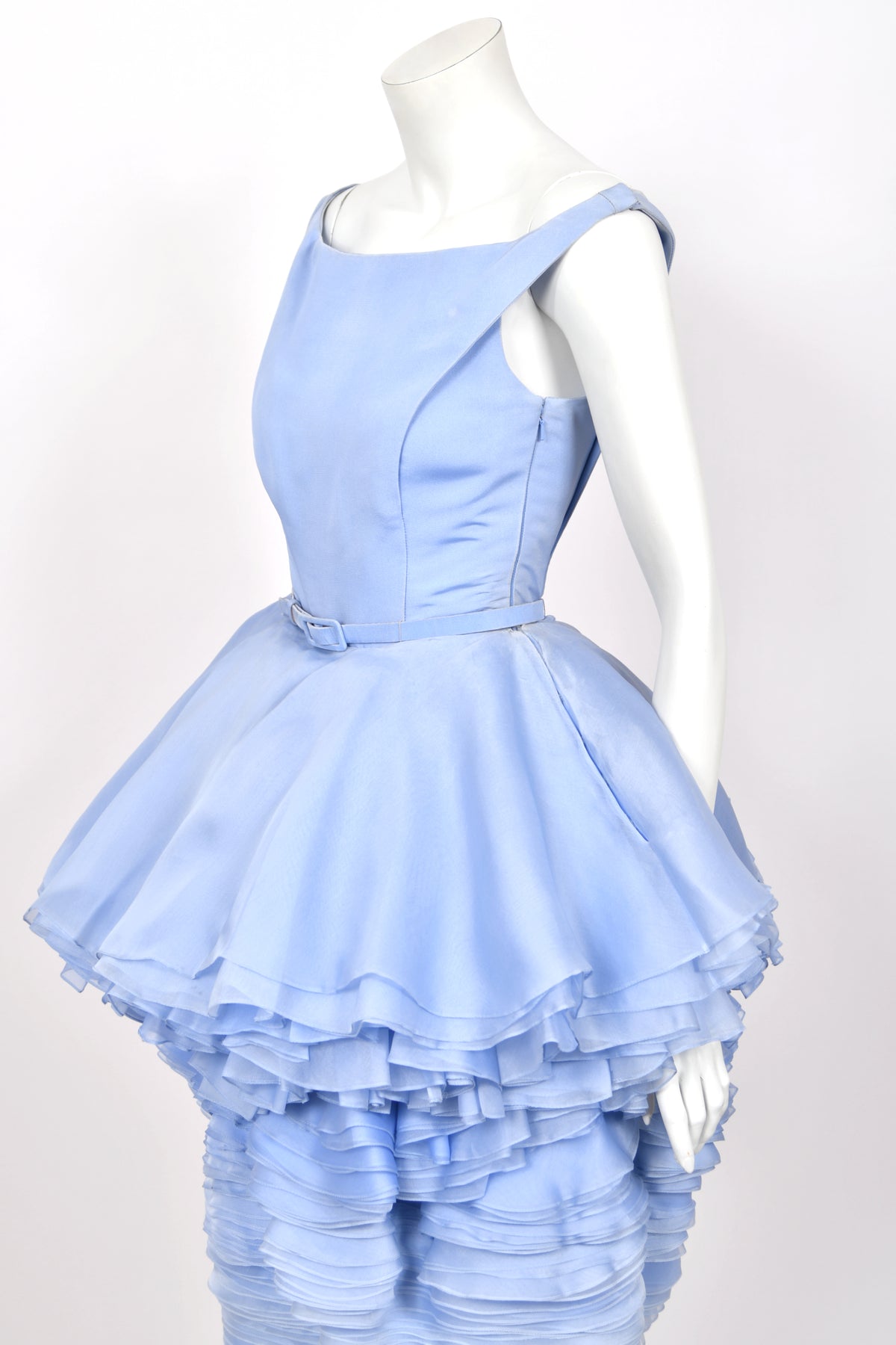 2015 Ralph &amp; Russo Haute Couture Runway 'Blooming' Ombré Blue Silk Sculptural Dress