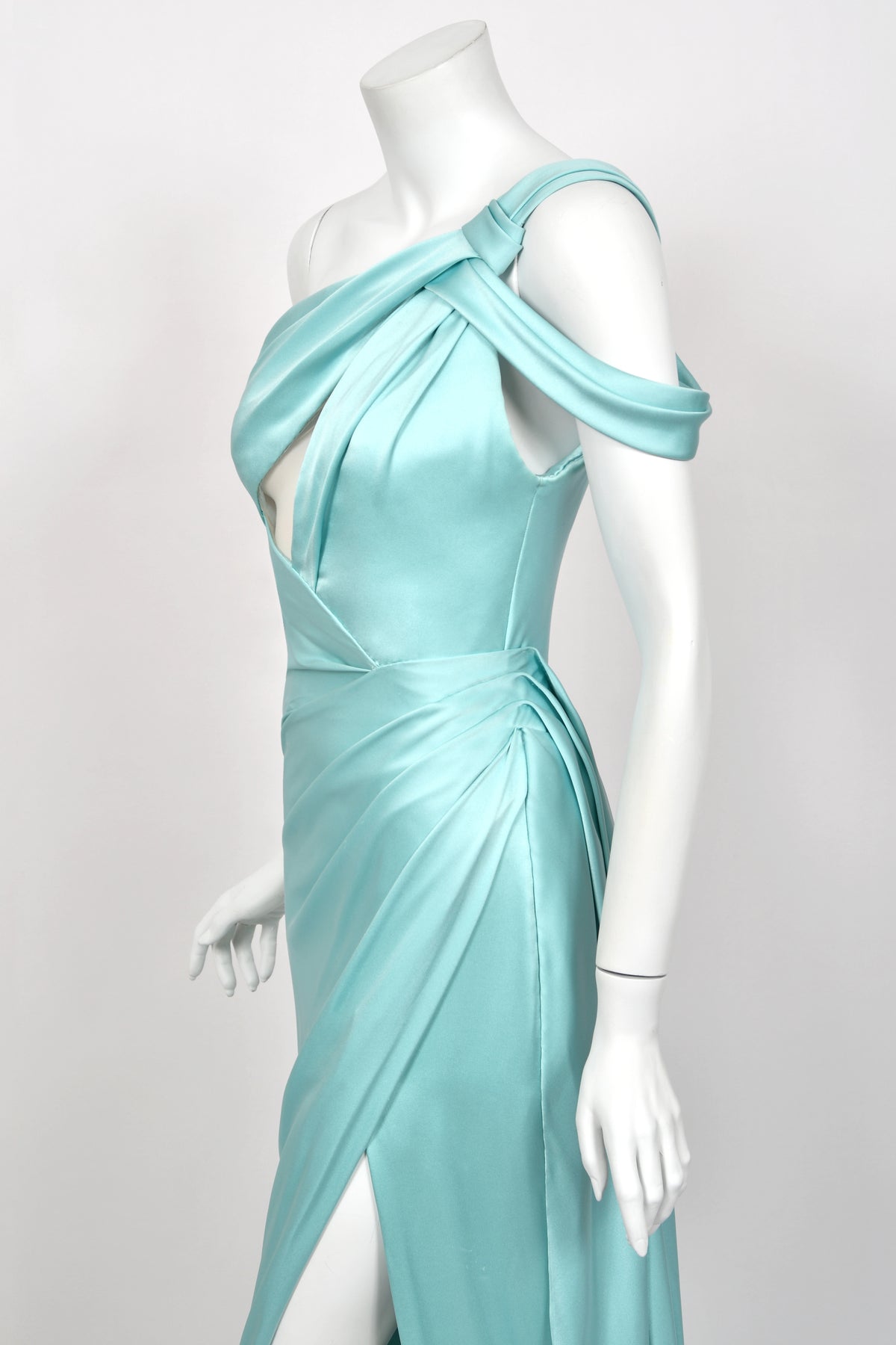 2017 Ralph & Russo Haute Couture Runway Aqua Blue Satin Cut-Out Draped High Slit Gown