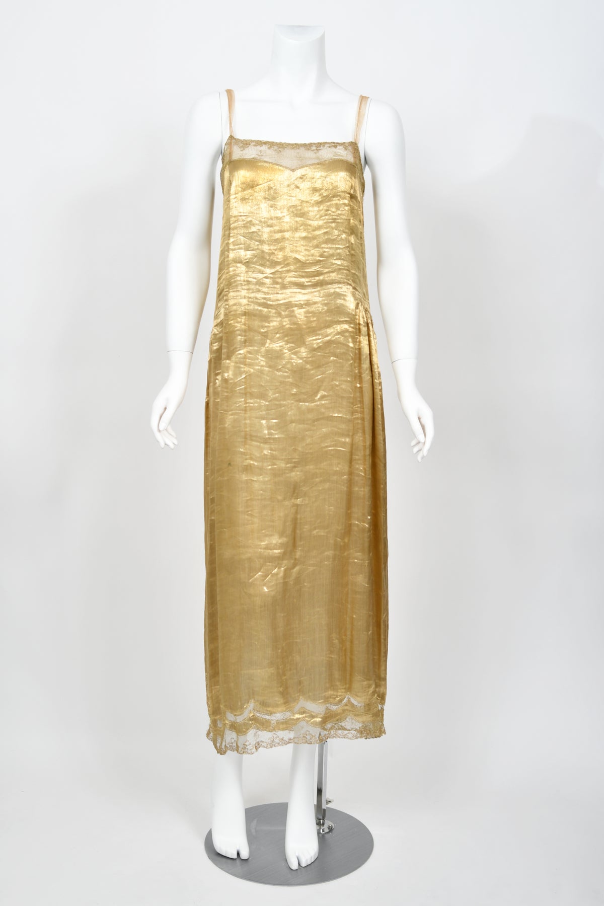 1920&#39;s Metallic Gold Lamé Lace Flapper Fringe Margot Robbie Film-Worn Dress