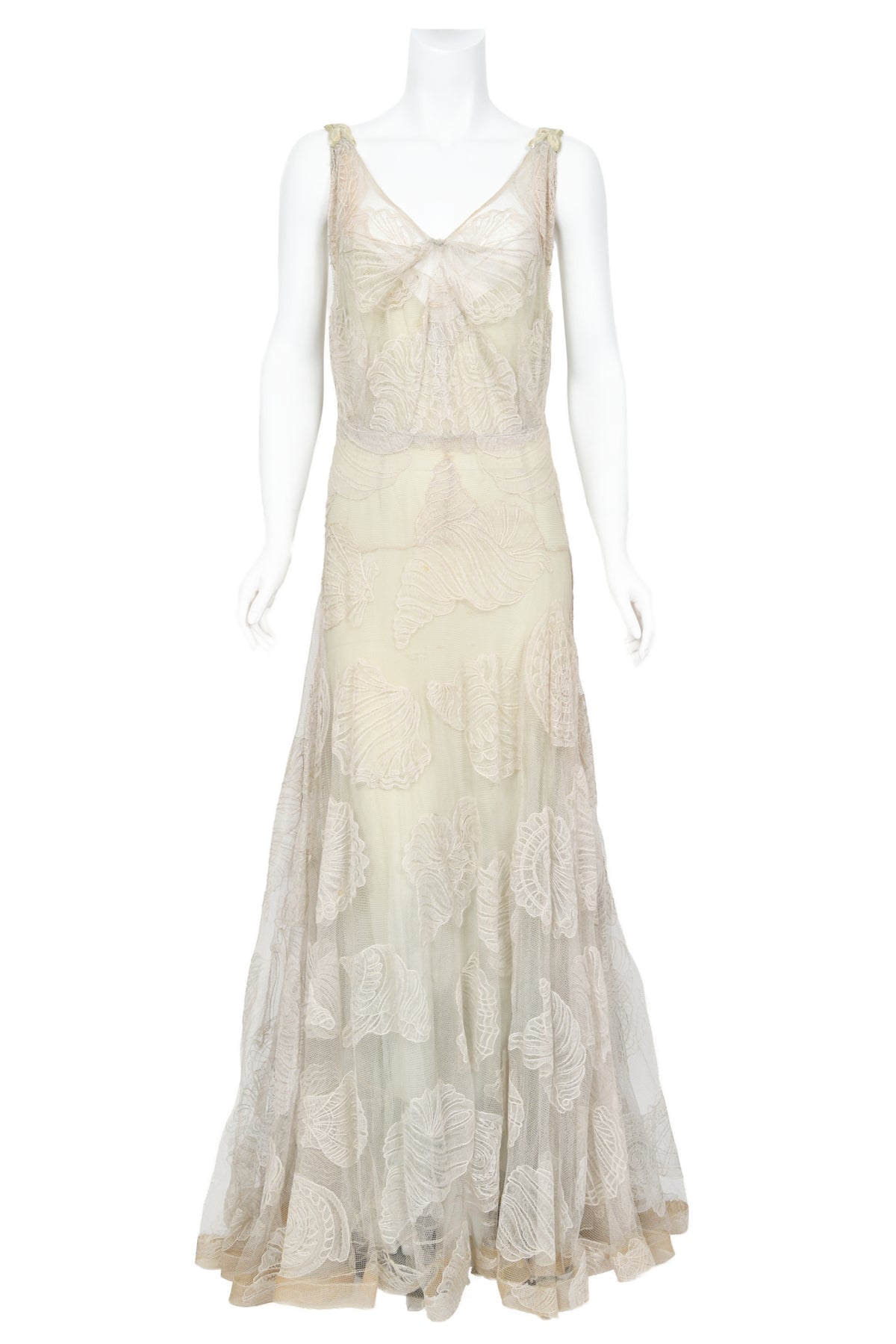 1932 Worth Couture for Elizabeth Arden Sequin Ivory Seashell Motif Lace Gown