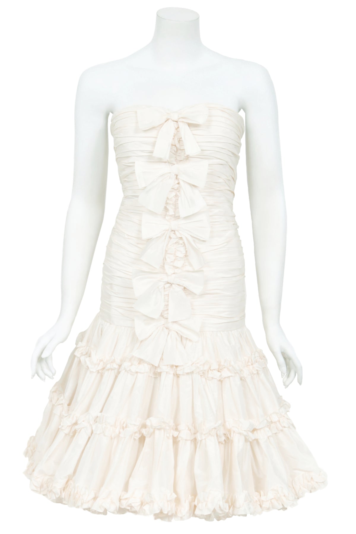 2007 Oscar de la Renta Runway Ivory White Ruched Silk Bustier Strapless Dress