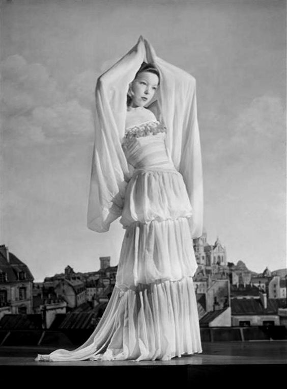 1950 Carven Haute Couture for Cécile Aubry Lilac Yellow Ombré Silk Corset Strapless Hooded Gown