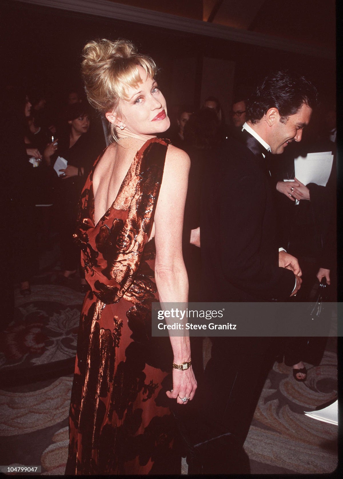 1999 Galindo Couture Metallic Amber Devoré Velvet Bias-Cut Trained Gown