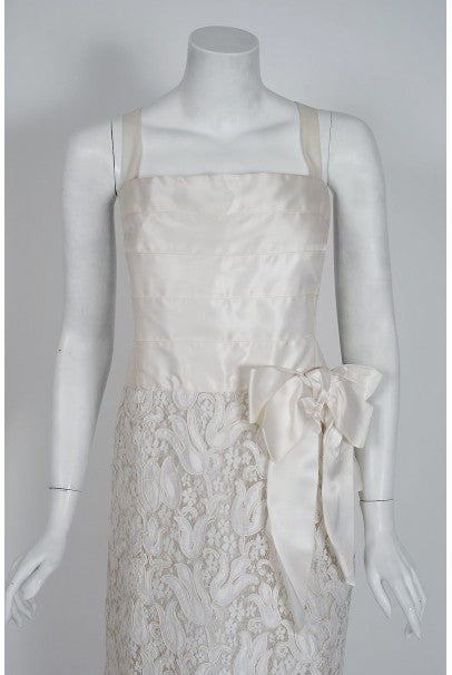 1971 Chanel Haute Couture White Tulip Novelty Lace &amp; Satin Party Dress Ensemble