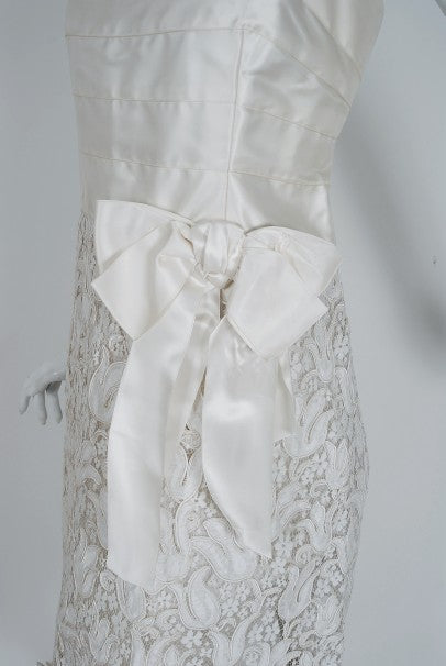 1971 Chanel Haute Couture White Tulip Novelty Lace &amp; Satin Party Dress Ensemble