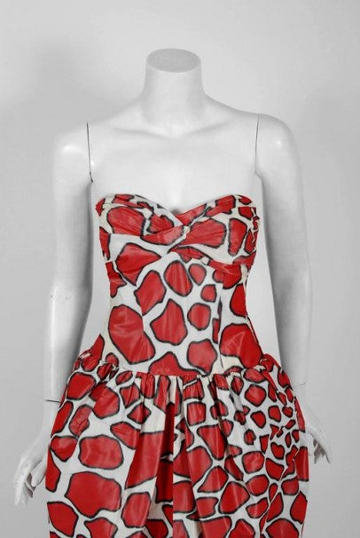 1971 Givenchy Haute-Couture Red White Abstract Silk Strapless Gown &amp; Bolero