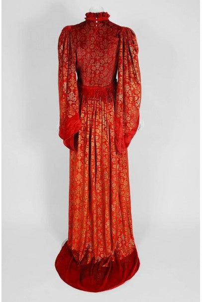 1920&#39;s Gallenga Couture Metallic Stenciled Red Velvet Angel-Sleeve Trained Gown