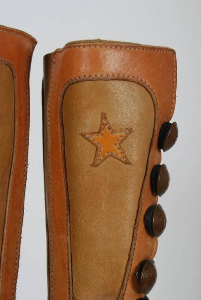 1960&#39;s Handmade Bohemian Brown Leather Hippie Star-Applique Flat Moccasin Boots