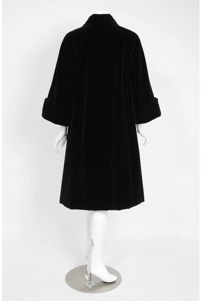 1951 Pierre Balmain Haute-Couture Black Velvet Wide-Cuff Swing Coat Jacket