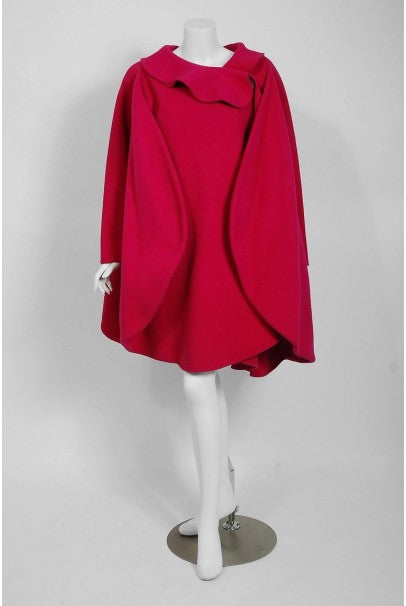 1987 Pierre Cardin Haute-Couture Magenta Pink Wool Avant Garde Fin-Bac